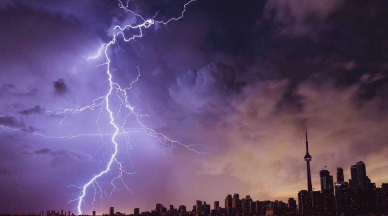 Lightning 800x445